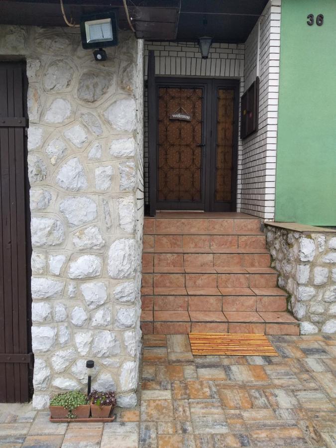 Tavasz Nyaralo Villa โปรอสซโล ภายนอก รูปภาพ